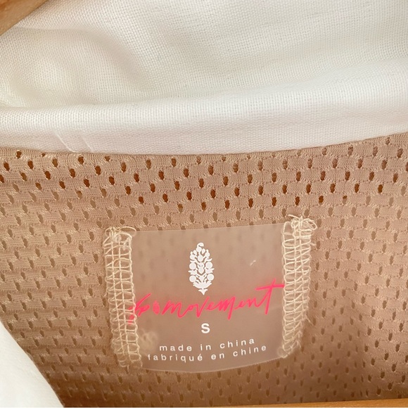 FREE PEOPLE Movement Lets Go Out Pullover Sz Small - Picture 11 of 13